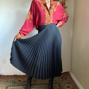 deadstock vintage pleated midi skirt
